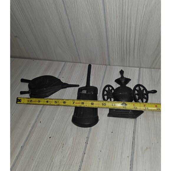Vintage Set Of 3 Sexton Black Cast Iron Miniature Wall Decor Rustic Butter Churn - Picture 6 of 7